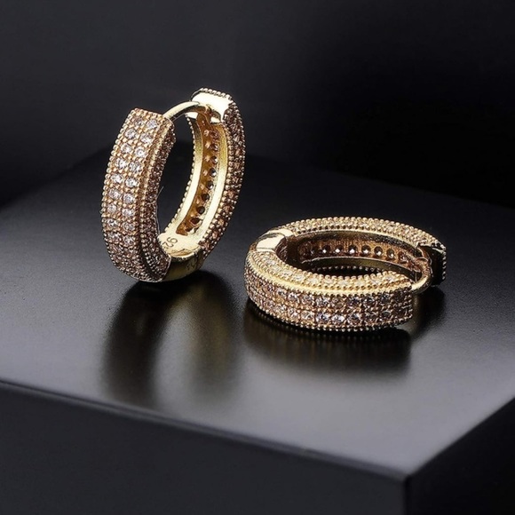 New 925 Sterling Silver Diamond Crystal Huggie Hoop Earrings - Picture 8 of 12